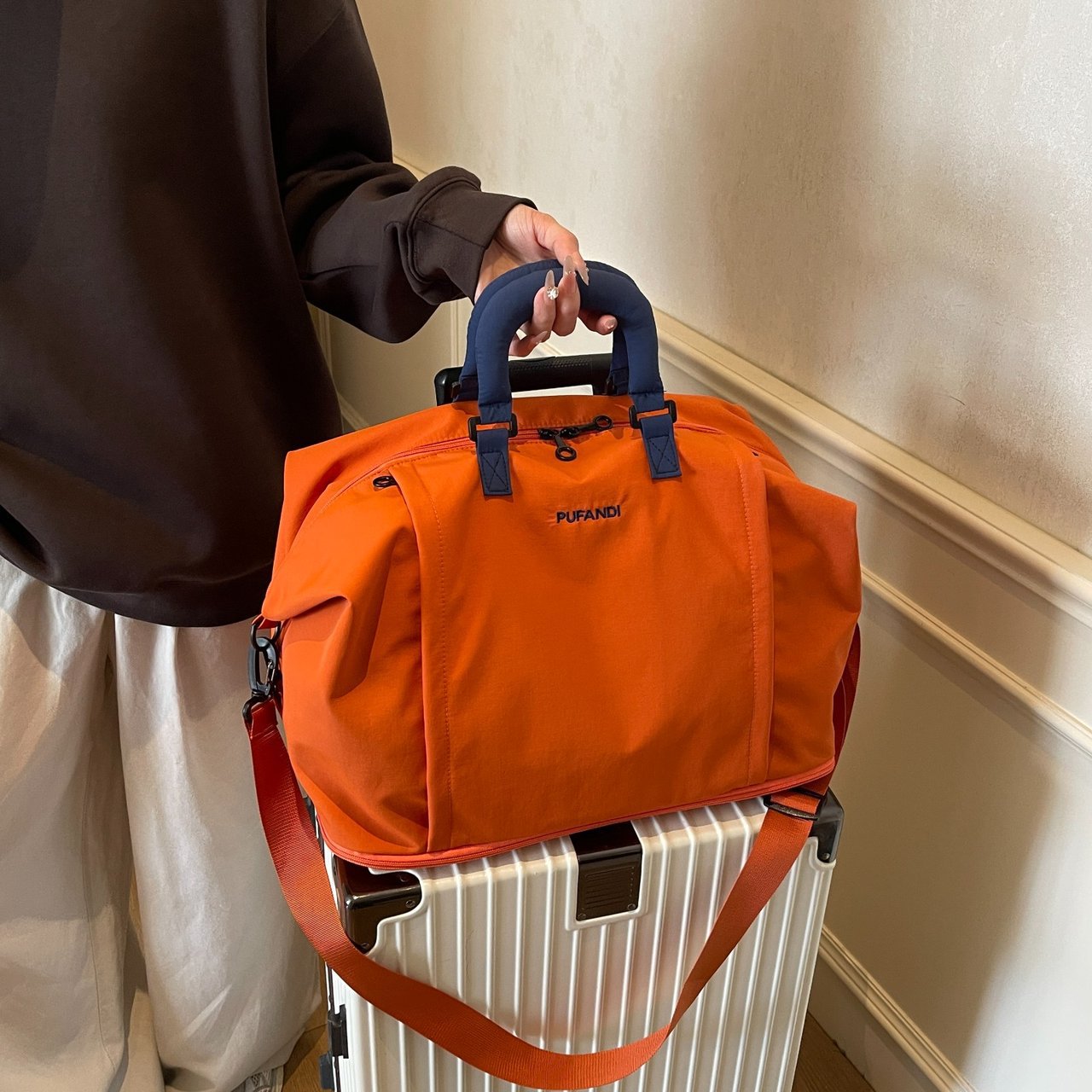 Lightweight Waterproof Travel Bag